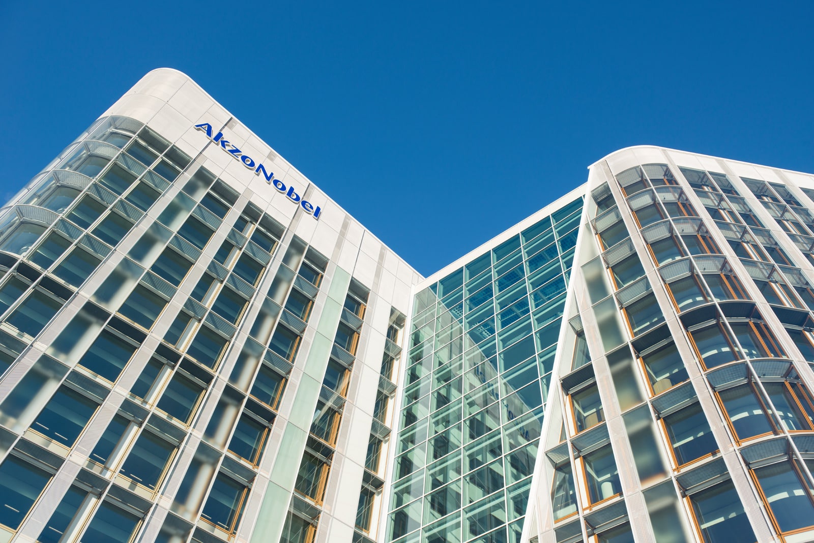 AkzoNobel share buyback
