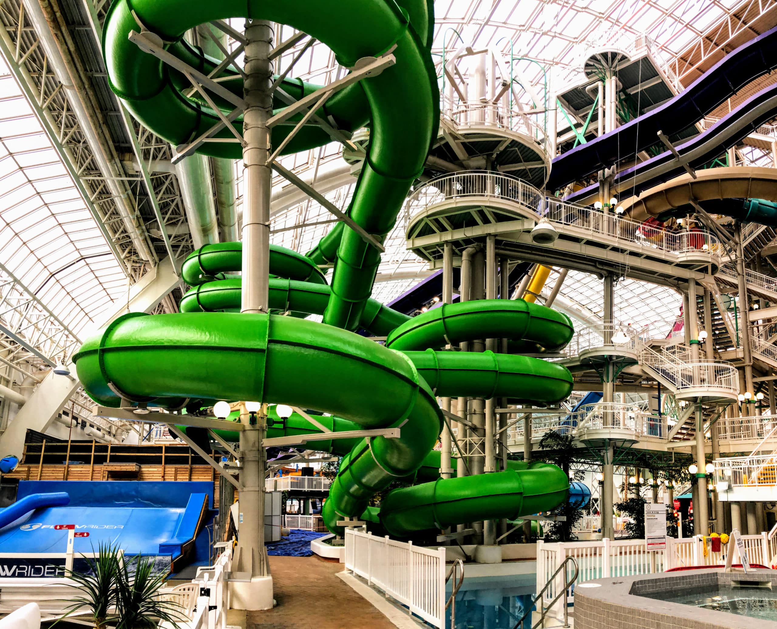 The September issue of PCE-International is now available