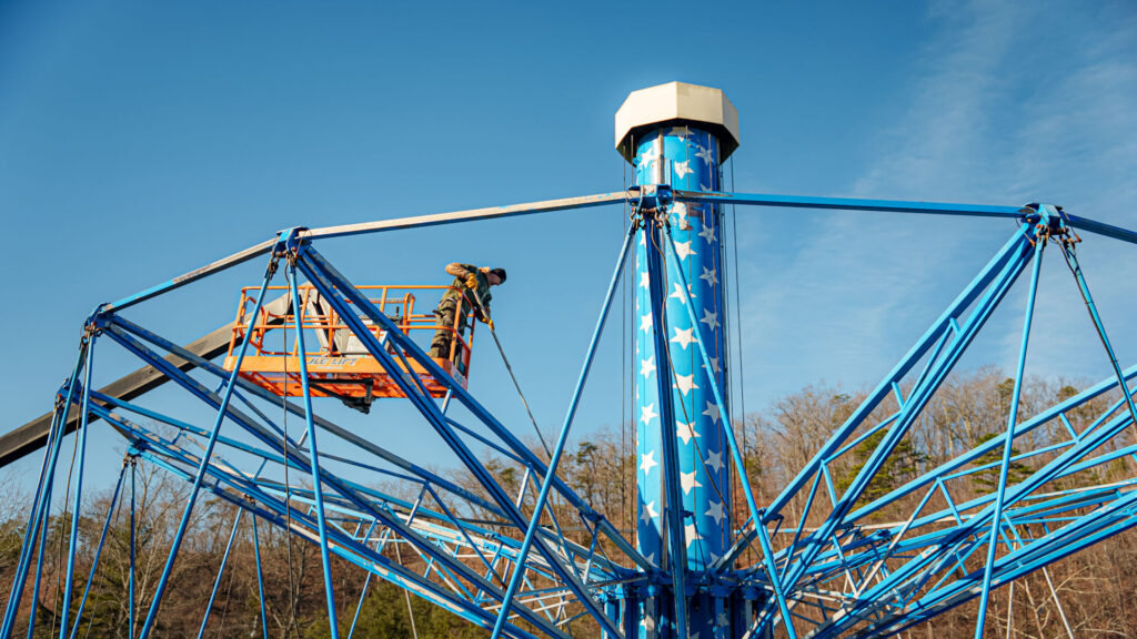 Preparing the Sky Rider at Dollywood for painting